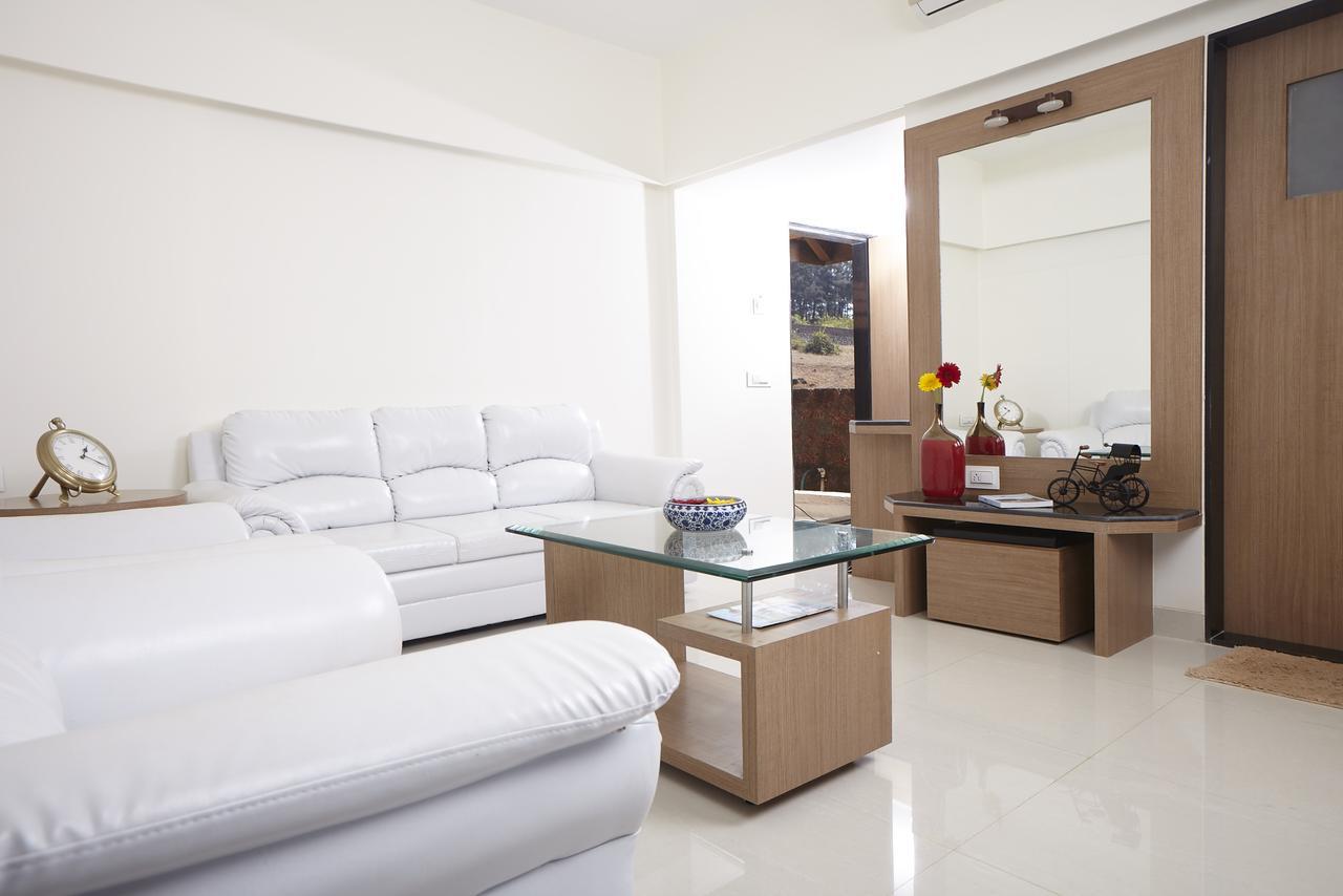Sagar Sawali , Ladghar Beach View Resort Dāpoli Екстериор снимка