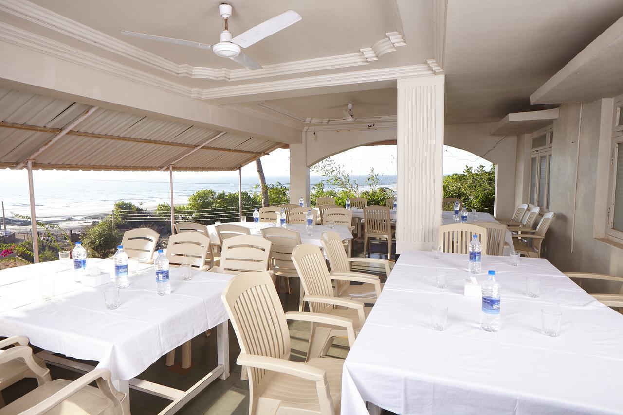 Sagar Sawali , Ladghar Beach View Resort Dāpoli Екстериор снимка